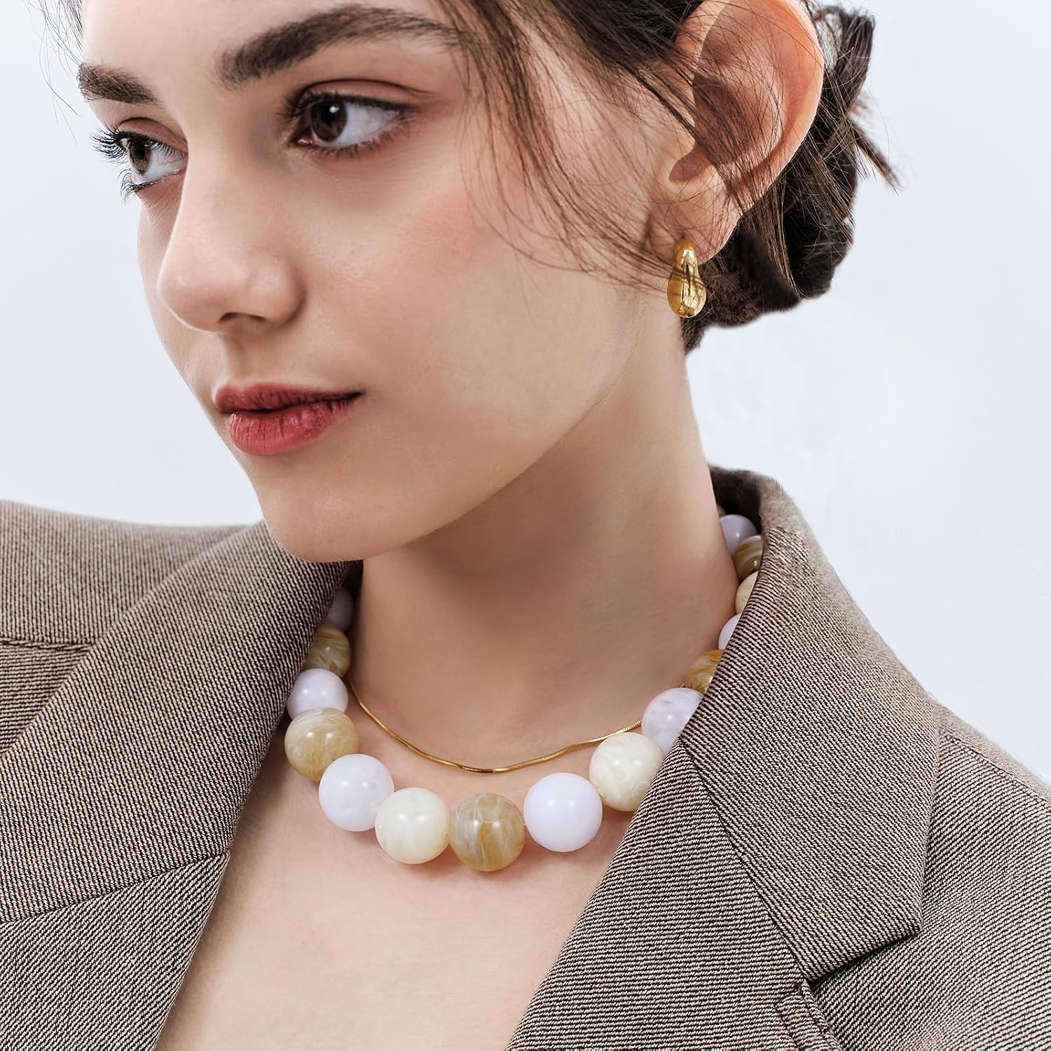 image:imageKissYan Chunky Beaded Necklace for WomenOffwhite Swirl