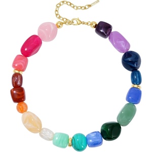 KissYan Chunky Beaded Necklaces for Women, Resin Statement Bead Choker(Rainbow)